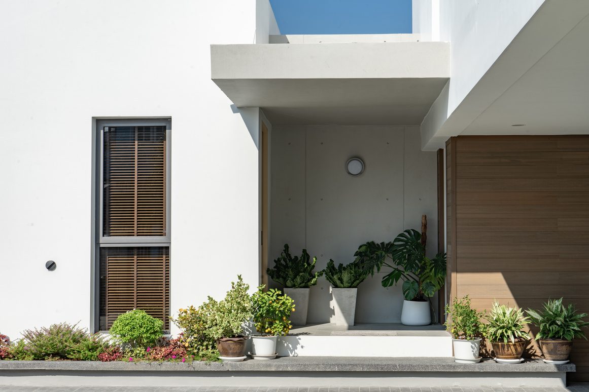LP House — The Art Box — 8